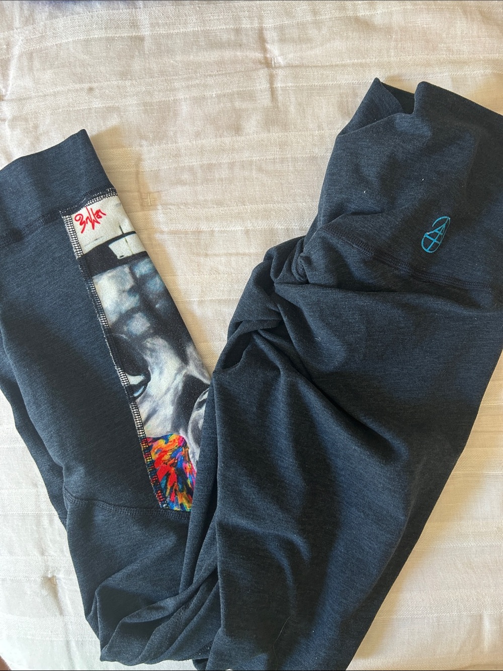 Yogavated Small Bruce Lee Yooga Leggings with back ruching